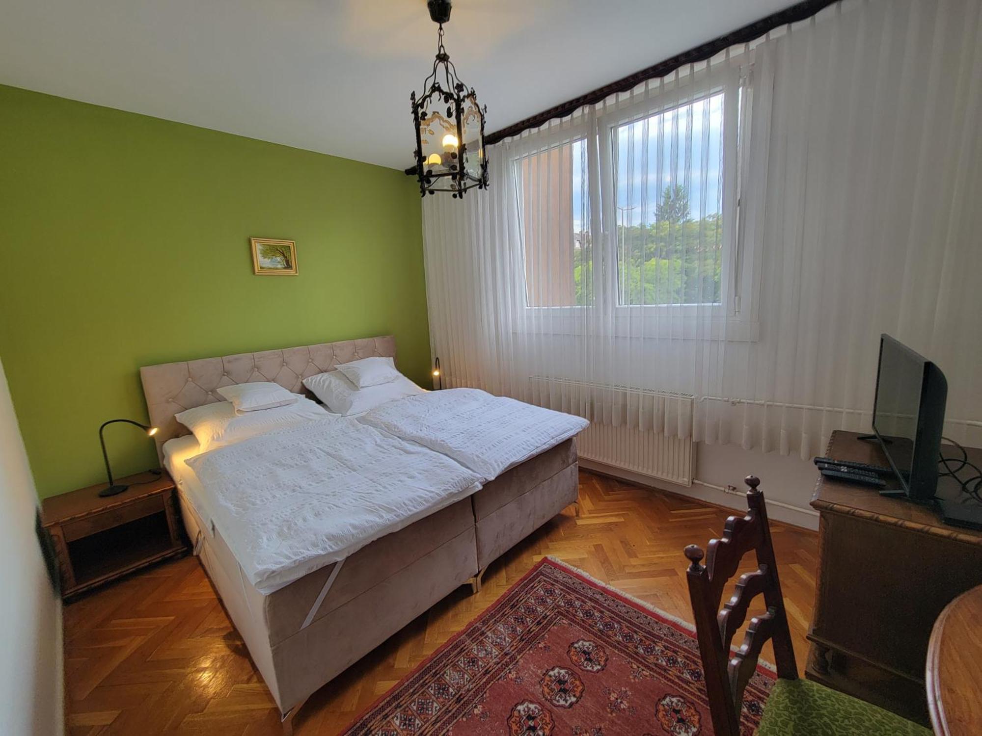 Belvarosi Classic Apartman 85 Square Meters Szombathely Zewnętrze zdjęcie
