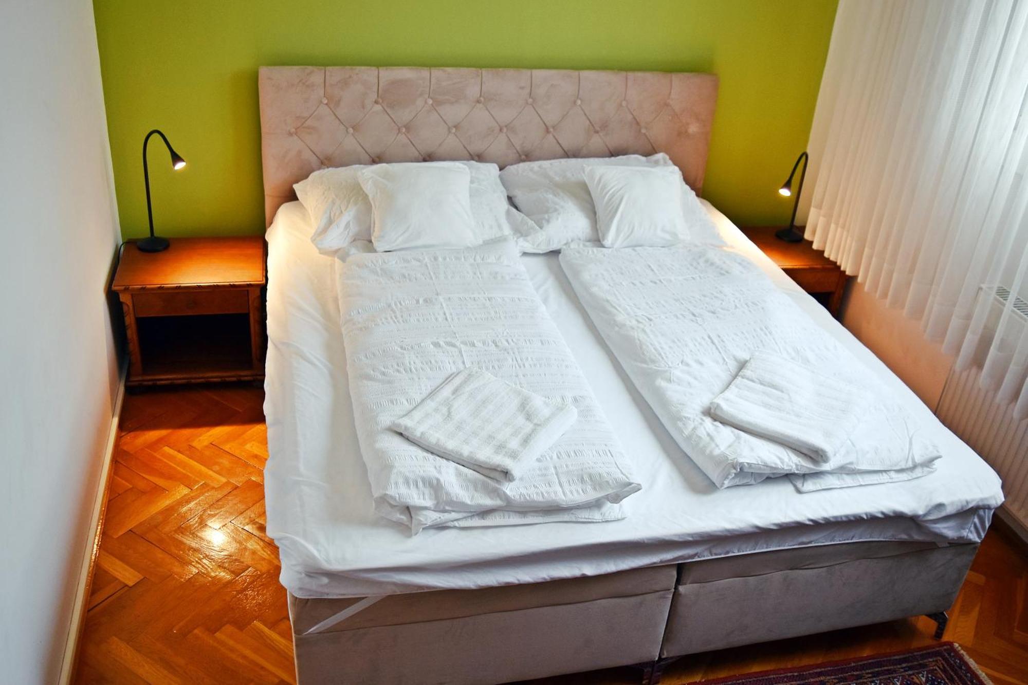 Belvarosi Classic Apartman 85 Square Meters Szombathely Zewnętrze zdjęcie