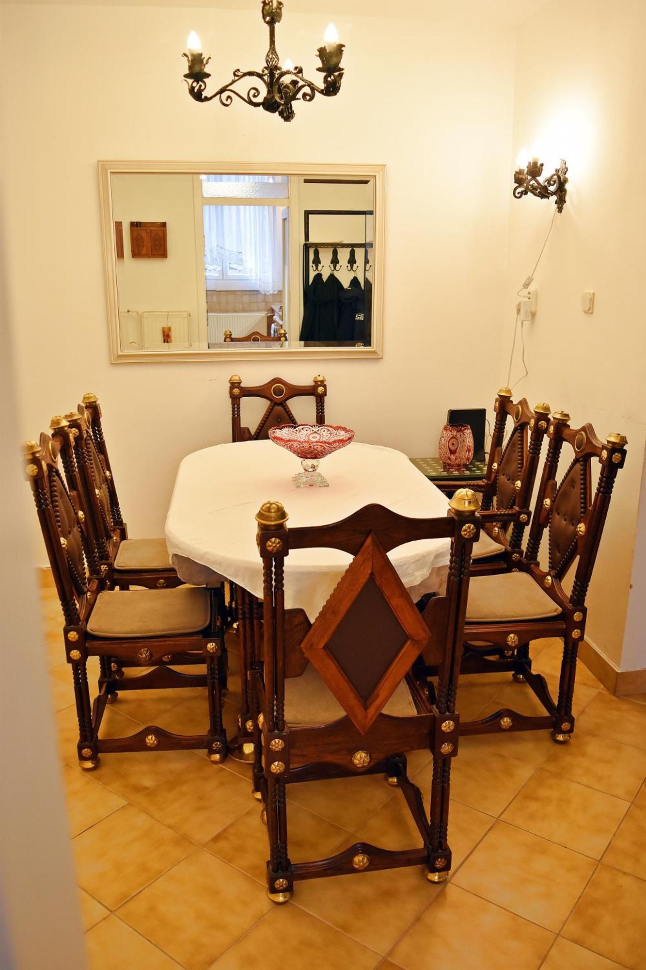 Belvarosi Classic Apartman 85 Square Meters Szombathely Zewnętrze zdjęcie